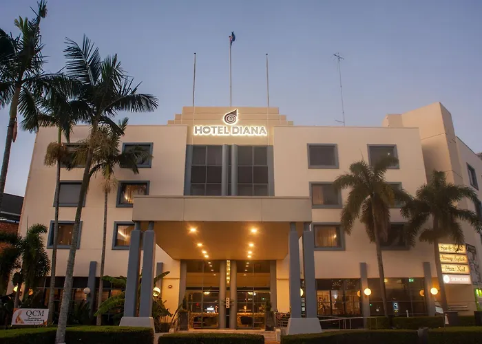 Diana WoolloongabbaSpa Hotel